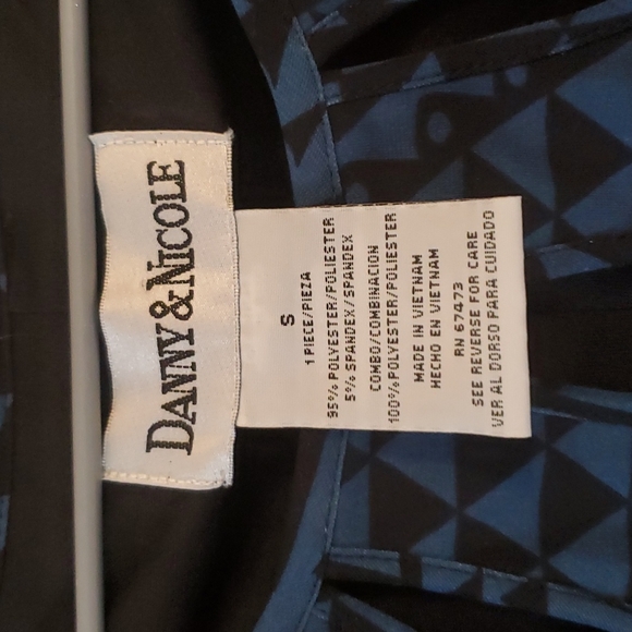 Blue and black dress - Picture 4 of 4